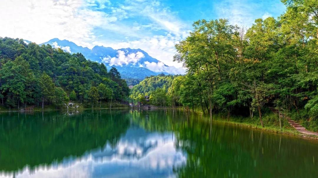四川被低估的夏日避暑地！夏天23°C，景美人少，适合带娃避暑玩水